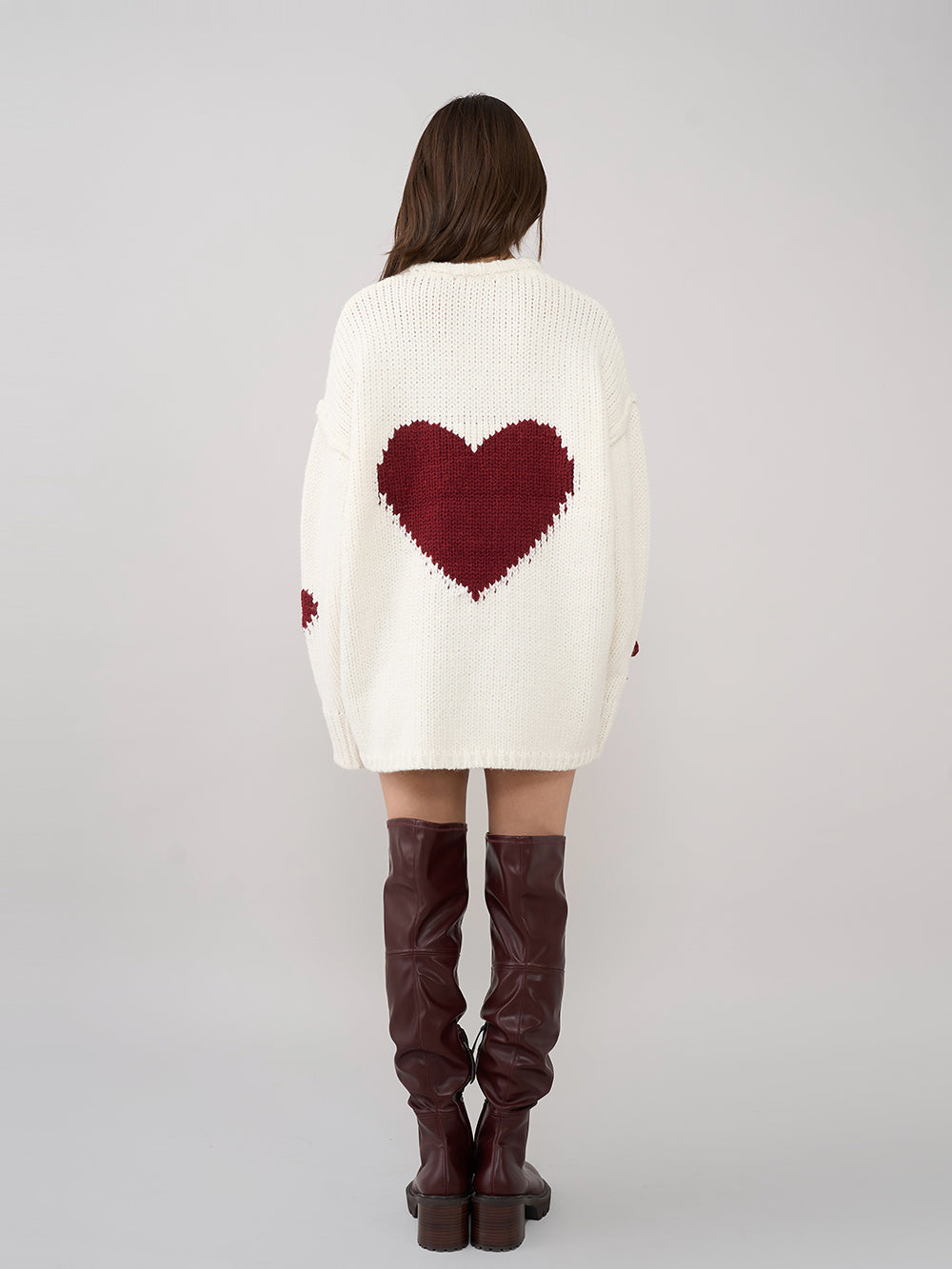 モデル:163cm(着用サイズ:FREE 着用カラー:IVO)