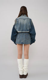 モデル:163cm(着用サイズ:S 着用カラー:BLU)