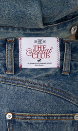 モデル:163cm(着用サイズ:S 着用カラー:BLU)