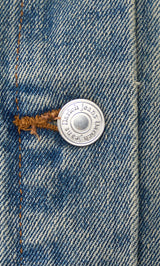 モデル:163cm(着用サイズ:FREE 着用カラー:BLU)