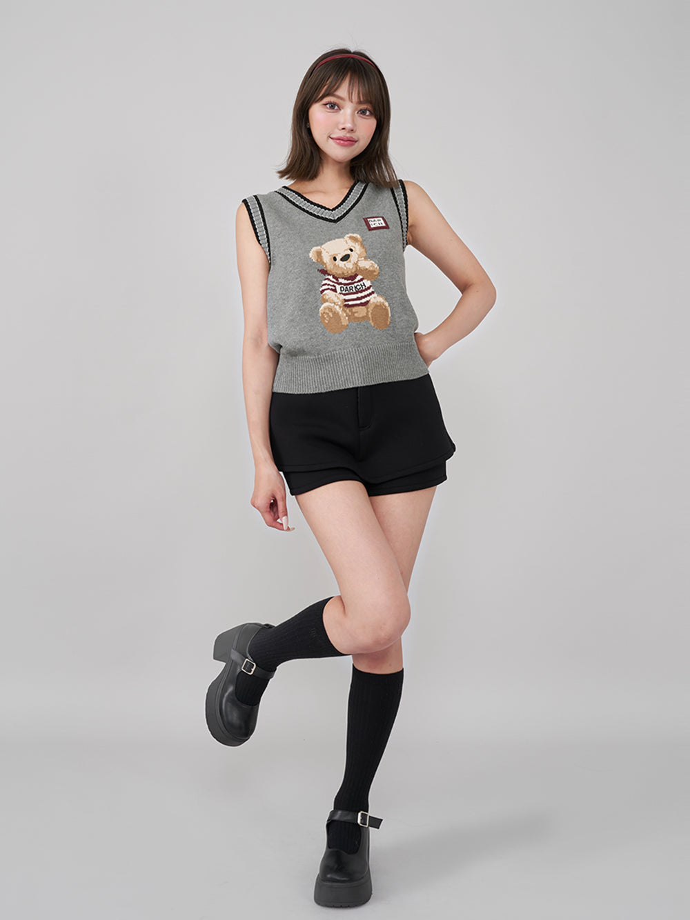 モデル:163cm(着用サイズ:FREE 着用カラー:GRY)