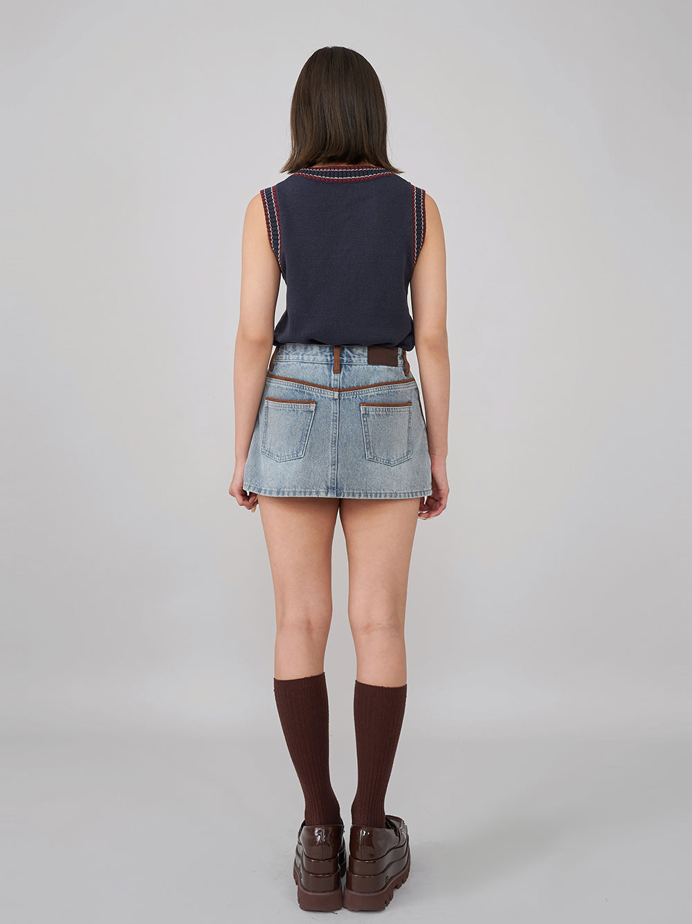 モデル:163cm(着用サイズ:FREE 着用カラー:NVY)