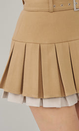 モデル:163cm(着用サイズ:S 着用カラー:BEG)