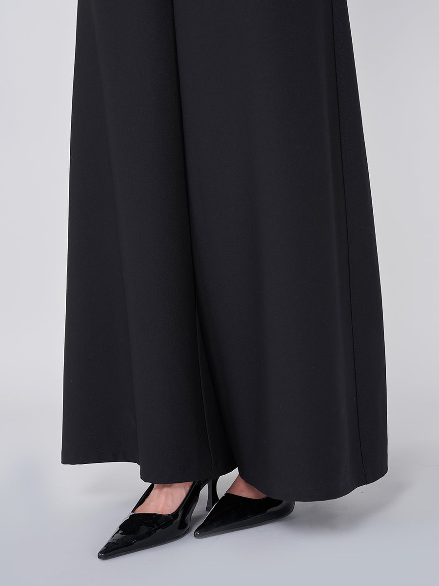 モデル:163cm(着用サイズ:FREE 着用カラー:BLK)