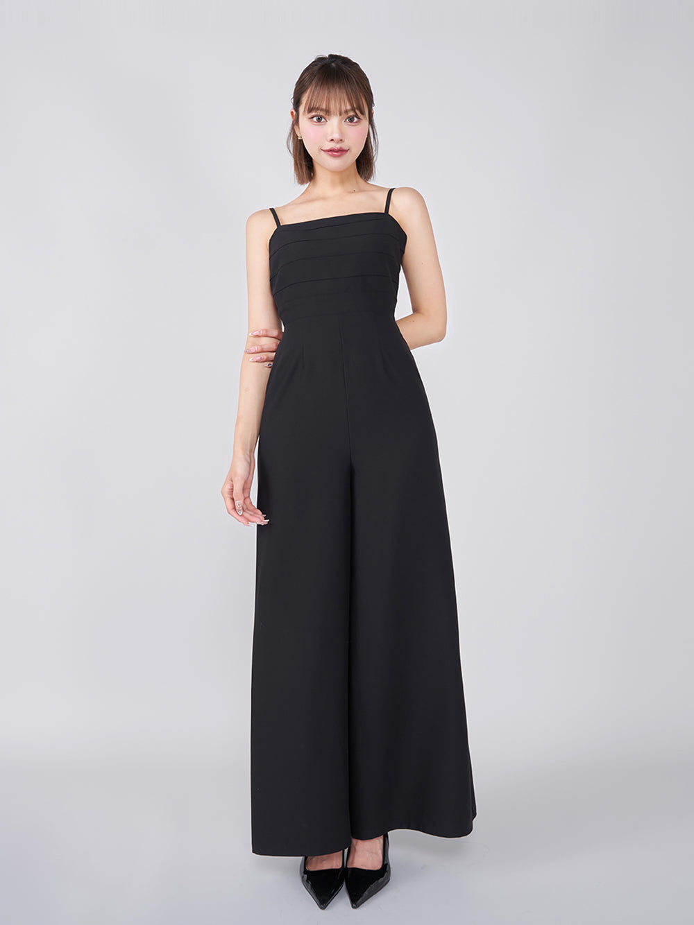 モデル:163cm(着用サイズ:FREE 着用カラー:BLK)