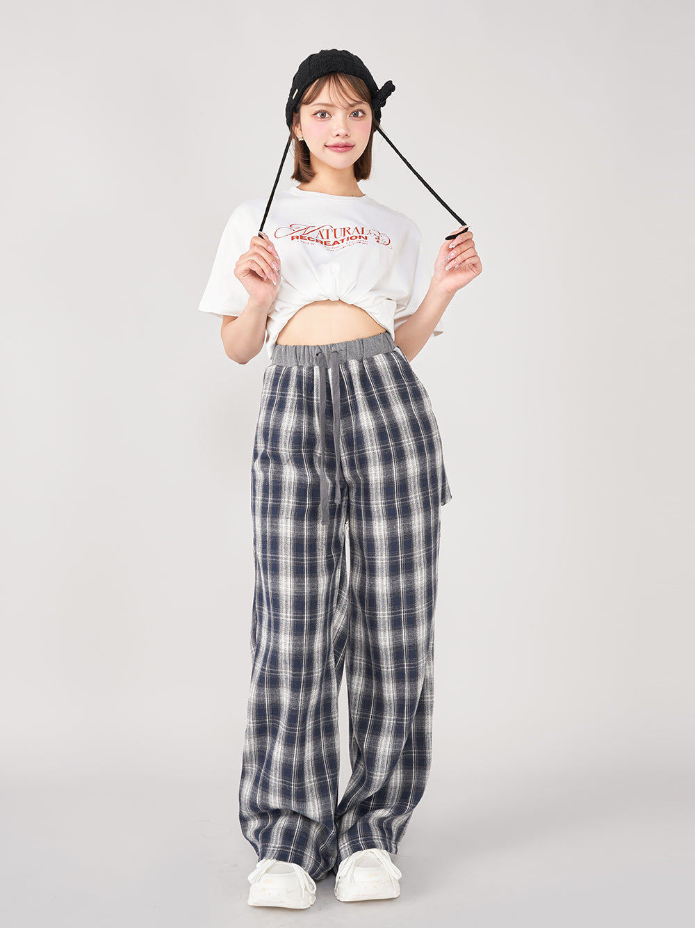モデル:163cm(着用サイズ:FREE 着用カラー:WHT)