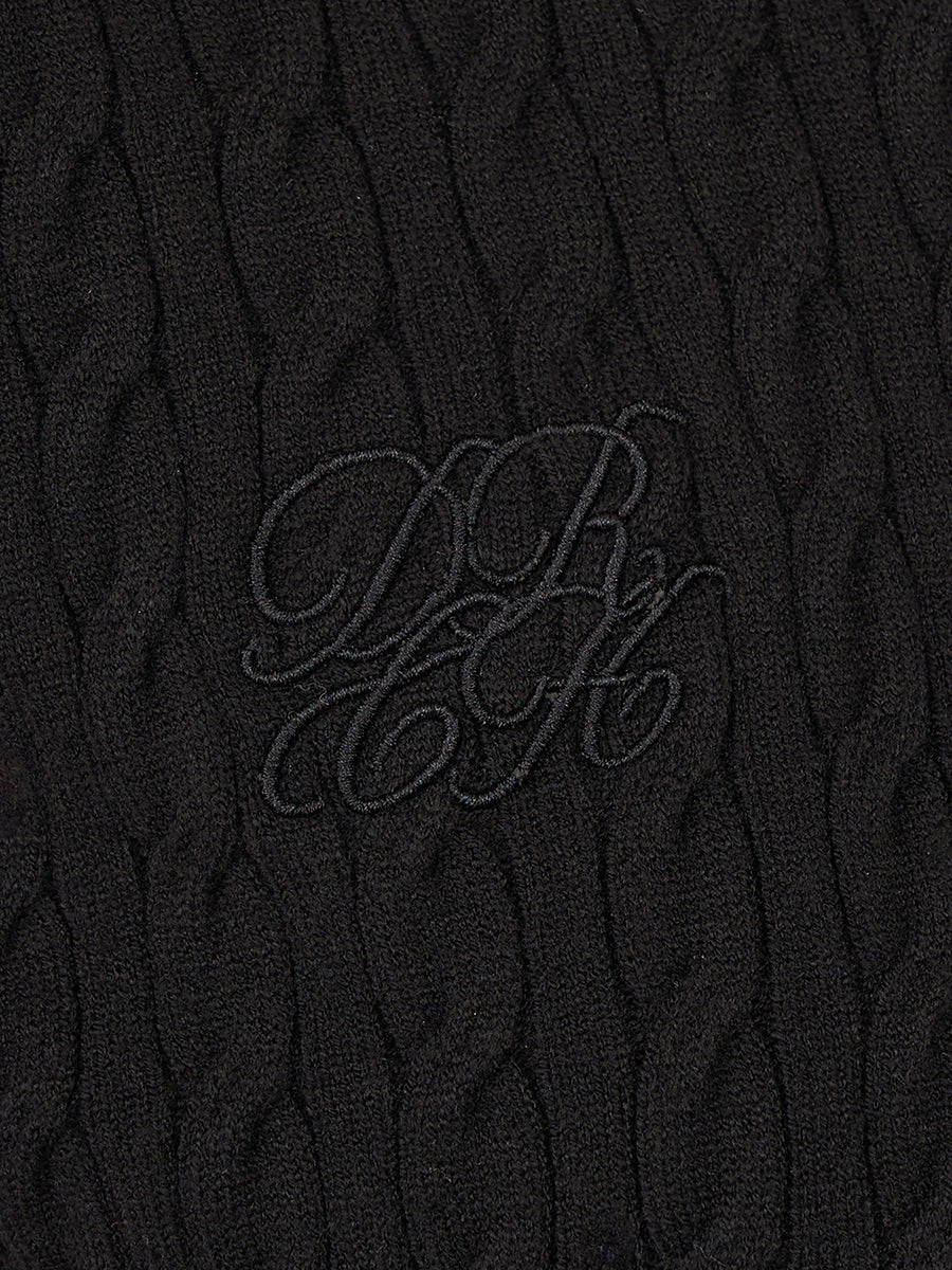 モデル:160cm(着用サイズ:FREE 着用カラー:BLK)