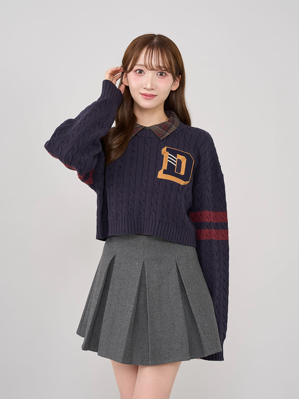 モデル:160cm(着用サイズ:FREE 着用カラー:NVY)