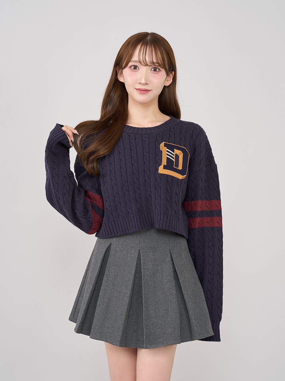 モデル:160cm(着用サイズ:FREE 着用カラー:NVY)