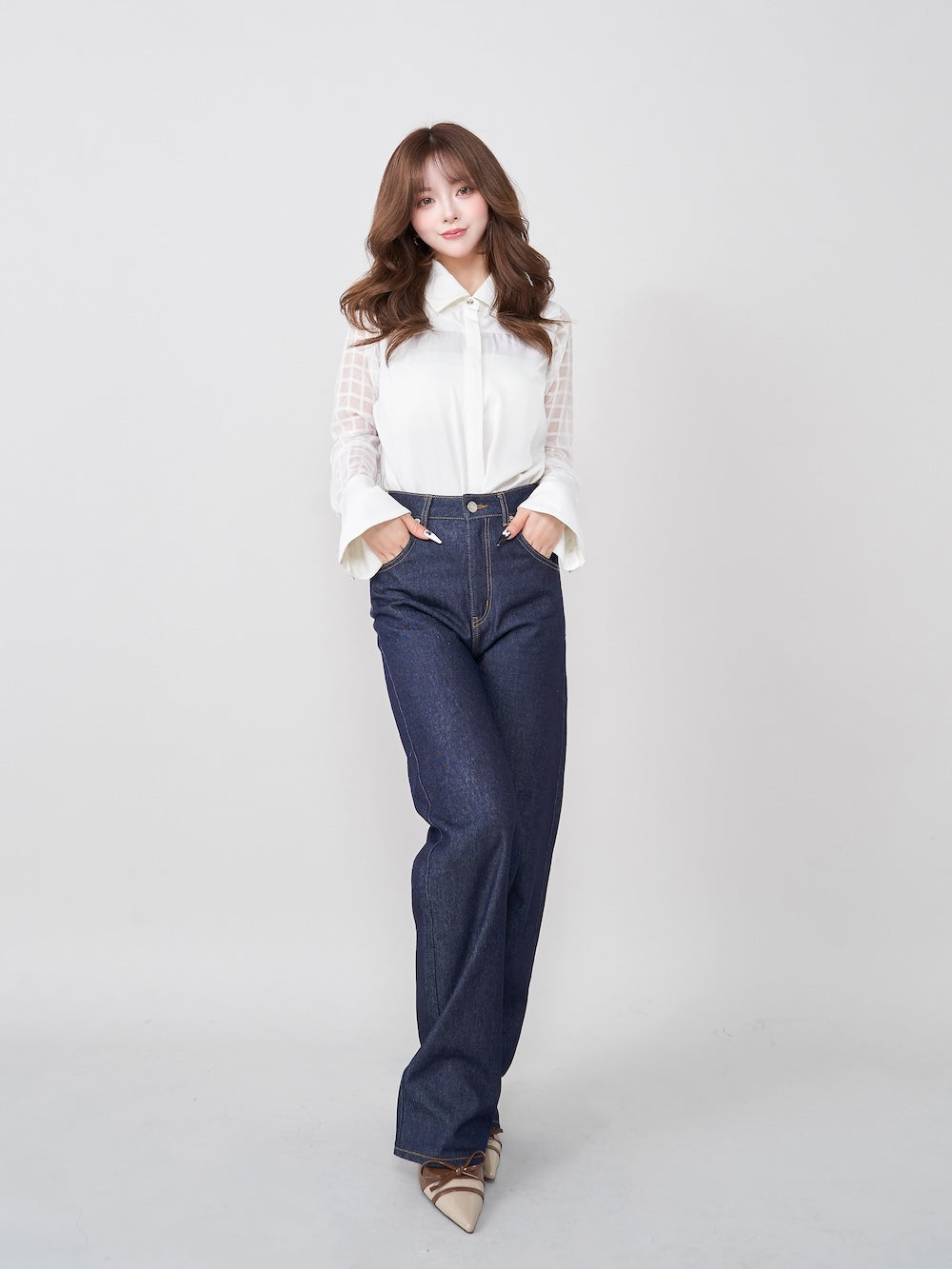 モデル:158cm(着用サイズ:FREE 着用カラー:WHT)