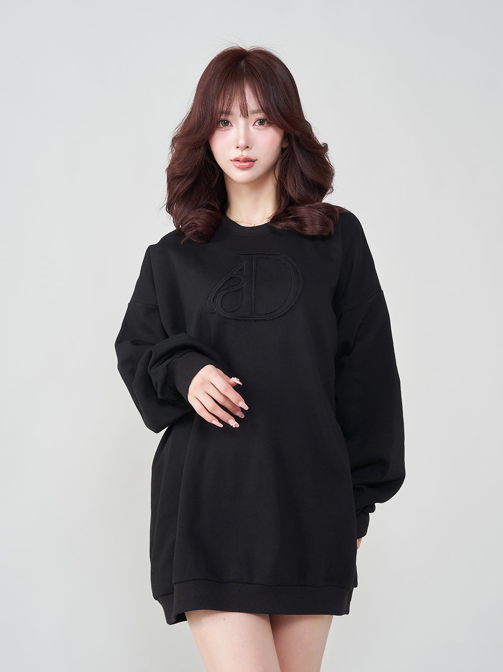 モデル:158cm(着用サイズ:FREE 着用カラー:BLK)