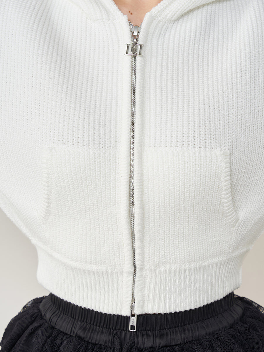 モデル:158cm(着用サイズ:FREE 着用カラー:WHT)