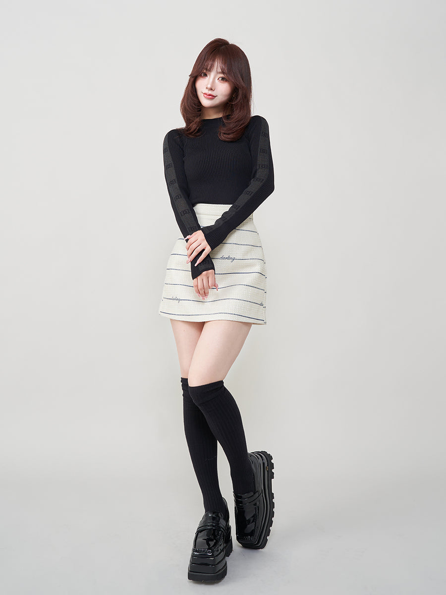 モデル:158cm(着用サイズ:S 着用カラー:IVO)