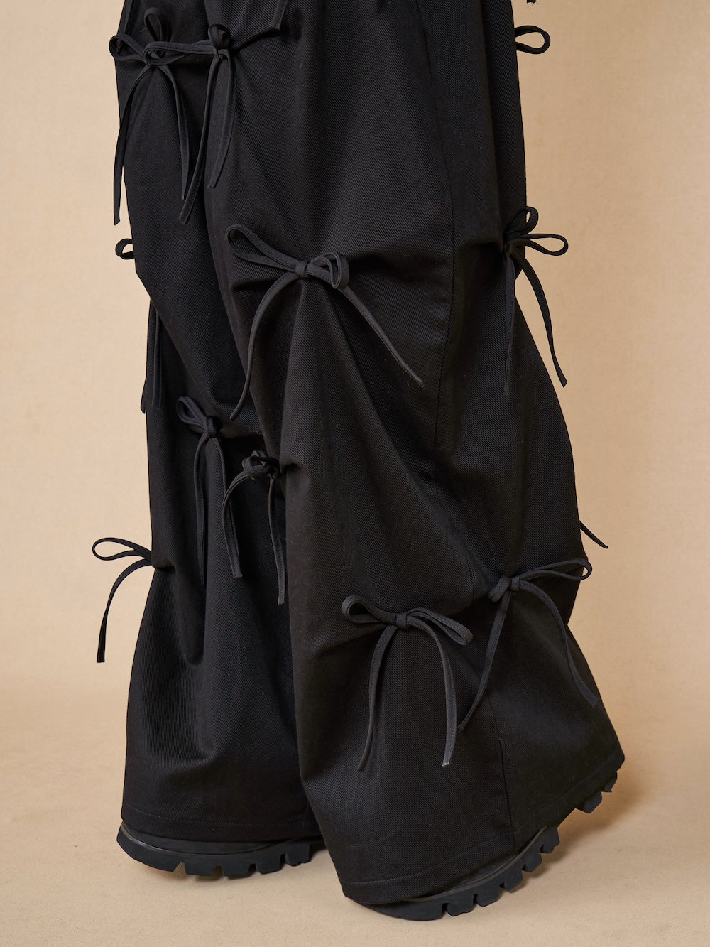 モデル:158cm(着用サイズ:S 着用カラー:BLK)