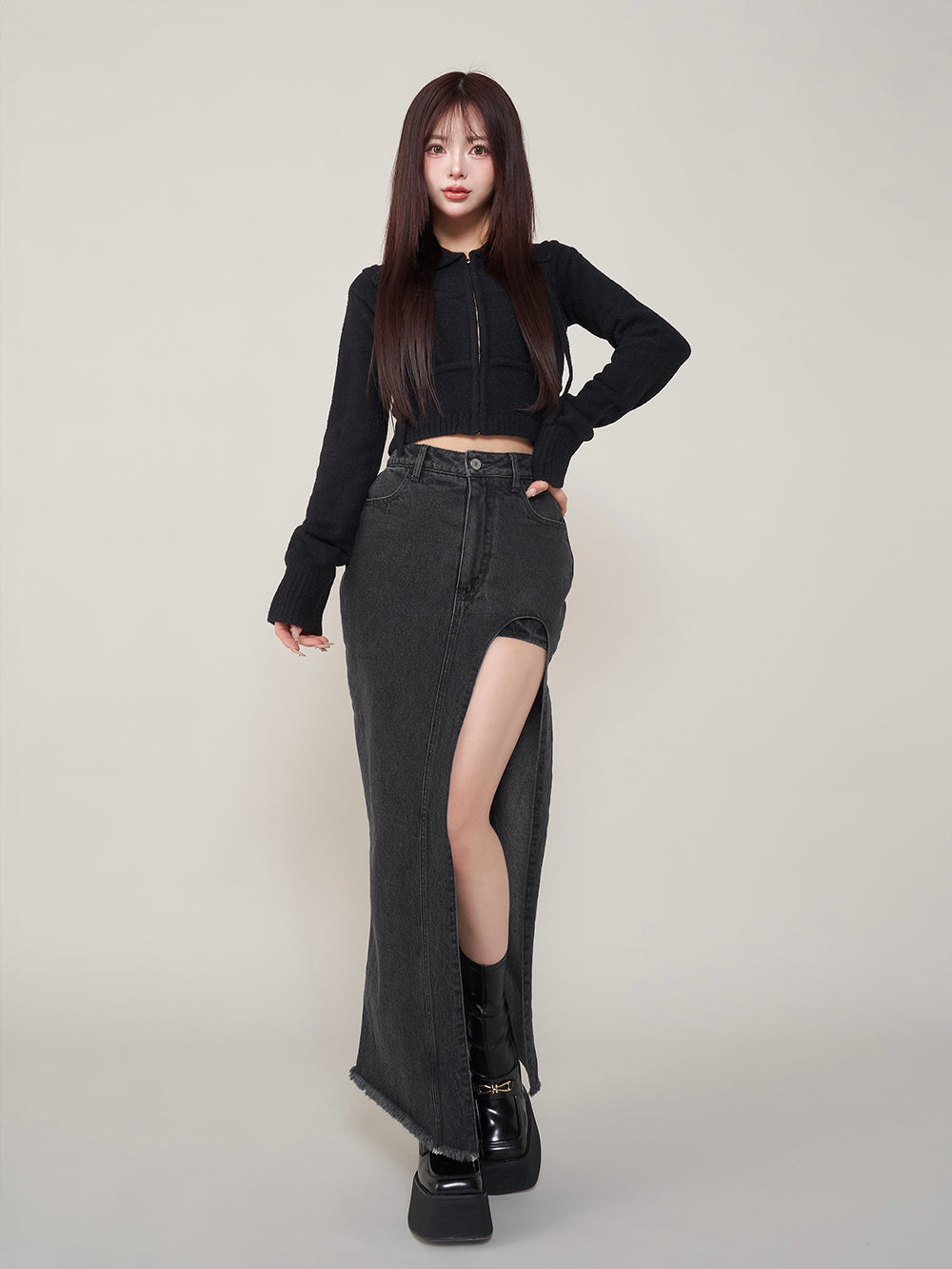 モデル:158cm(着用サイズ:S 着用カラー:BLK)