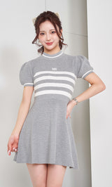 モデル:158cm(着用サイズ:FREE 着用カラー:GRY)