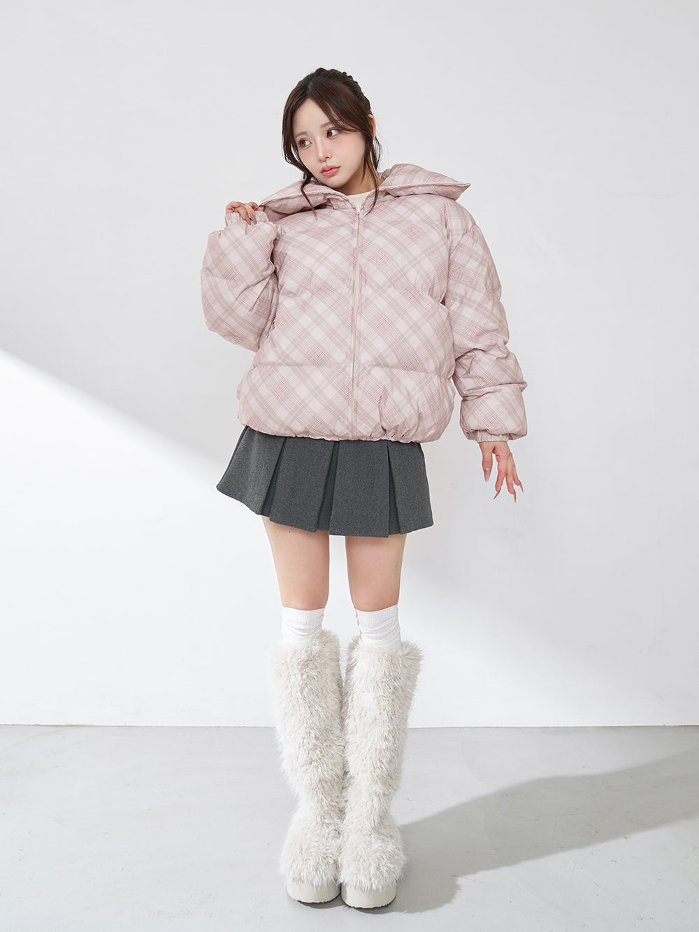 モデル:158cm(着用サイズ:FREE 着用カラー:PNK)