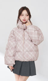 モデル:158cm(着用サイズ:FREE 着用カラー:PNK)