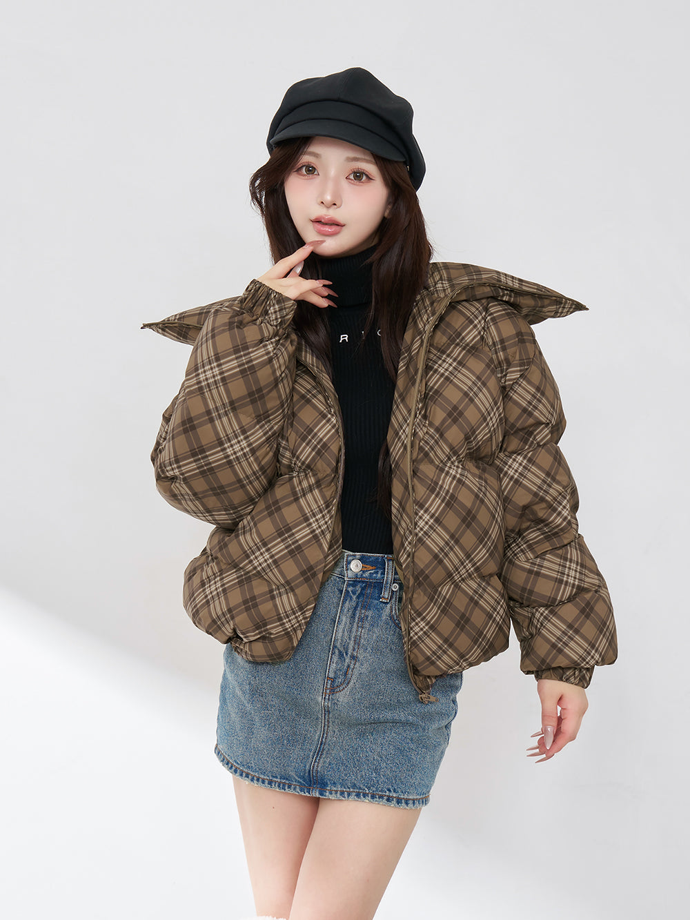 モデル:158cm(着用サイズ:FREE 着用カラー:BRN)