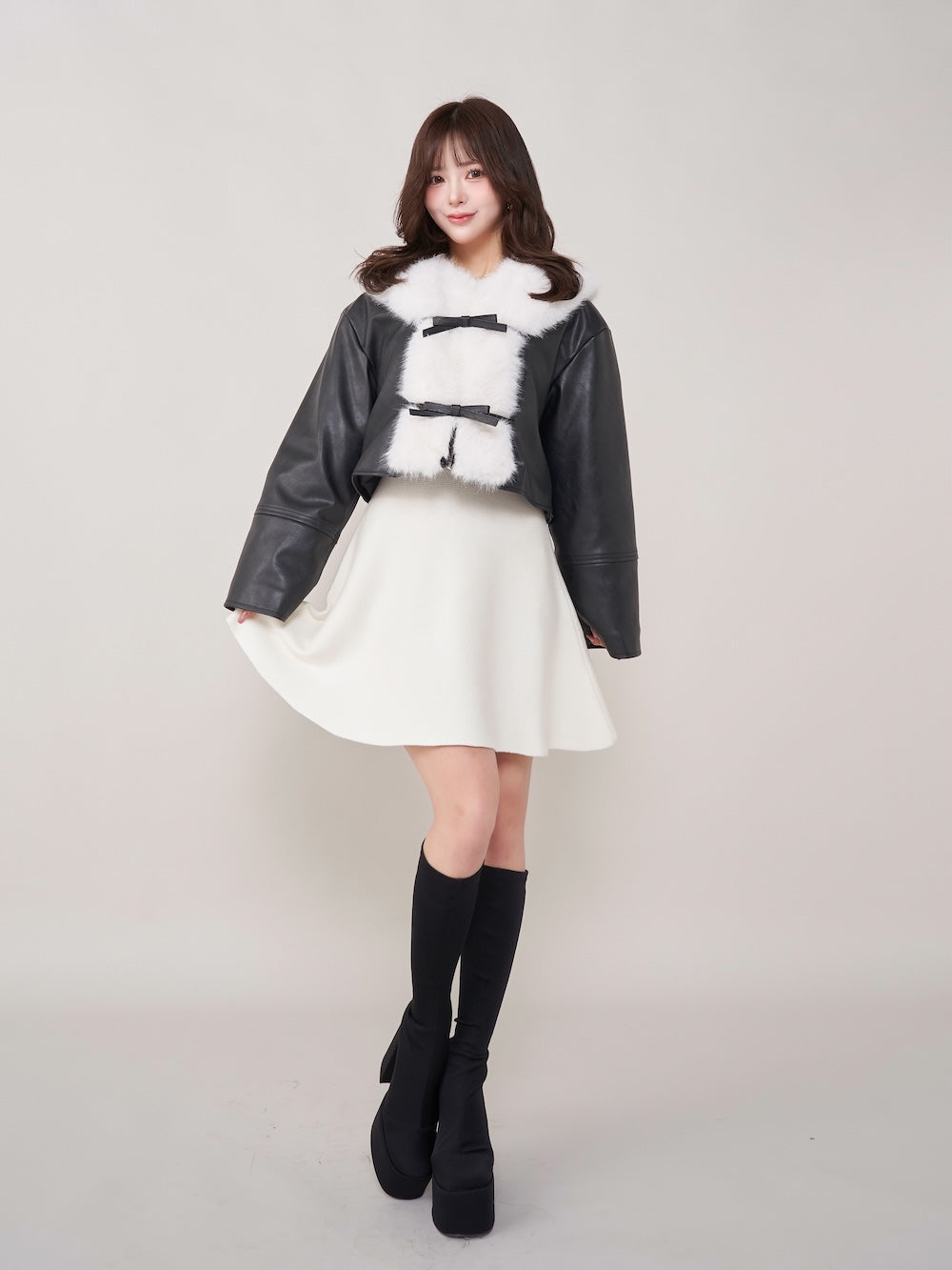 モデル:158cm(着用サイズ:FREE 着用カラー:WHT)