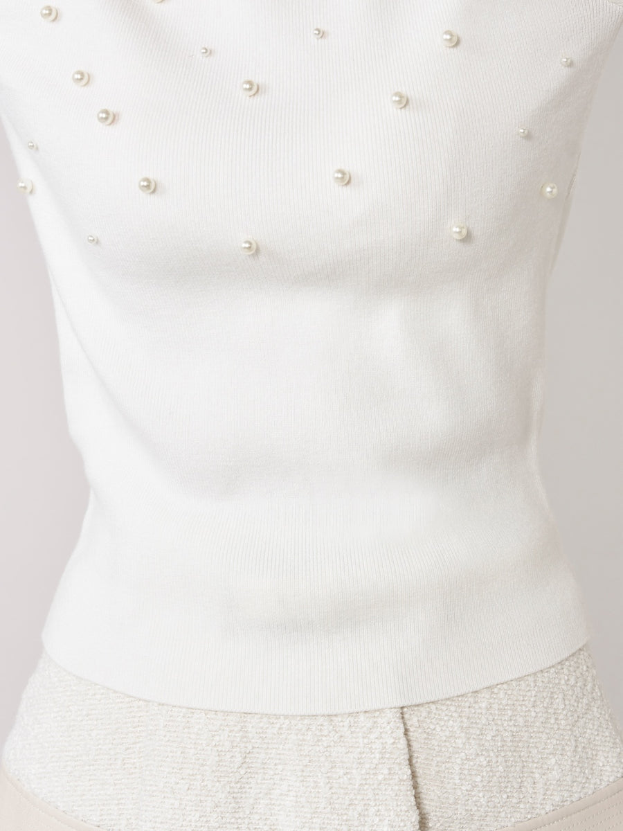 モデル:158cm(着用サイズ:FREE 着用カラー:WHT)