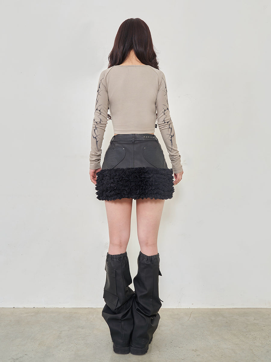 モデル:158cm(着用サイズ:S 着用カラー:BLK)