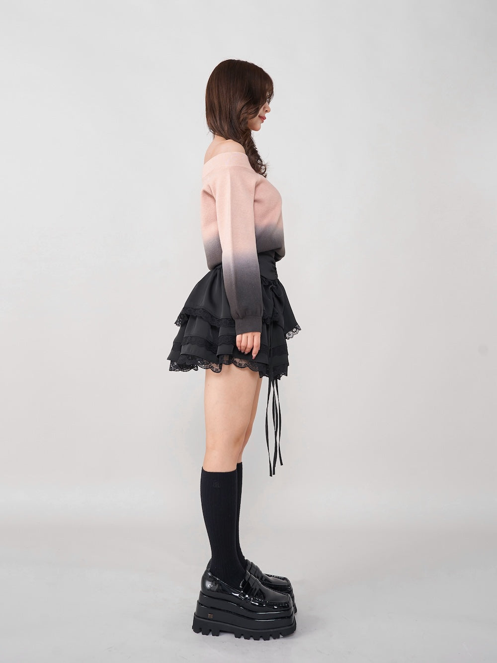 モデル:158cm(着用サイズ:FREE 着用カラー:PNK)