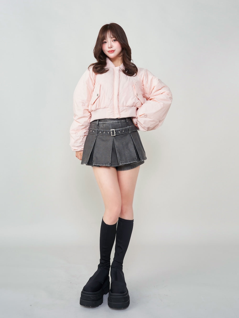 モデル:158cm(着用サイズ:FREE 着用カラー:PNK)