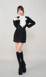モデル:158cm(着用サイズ:FREE 着用カラー:BLK)