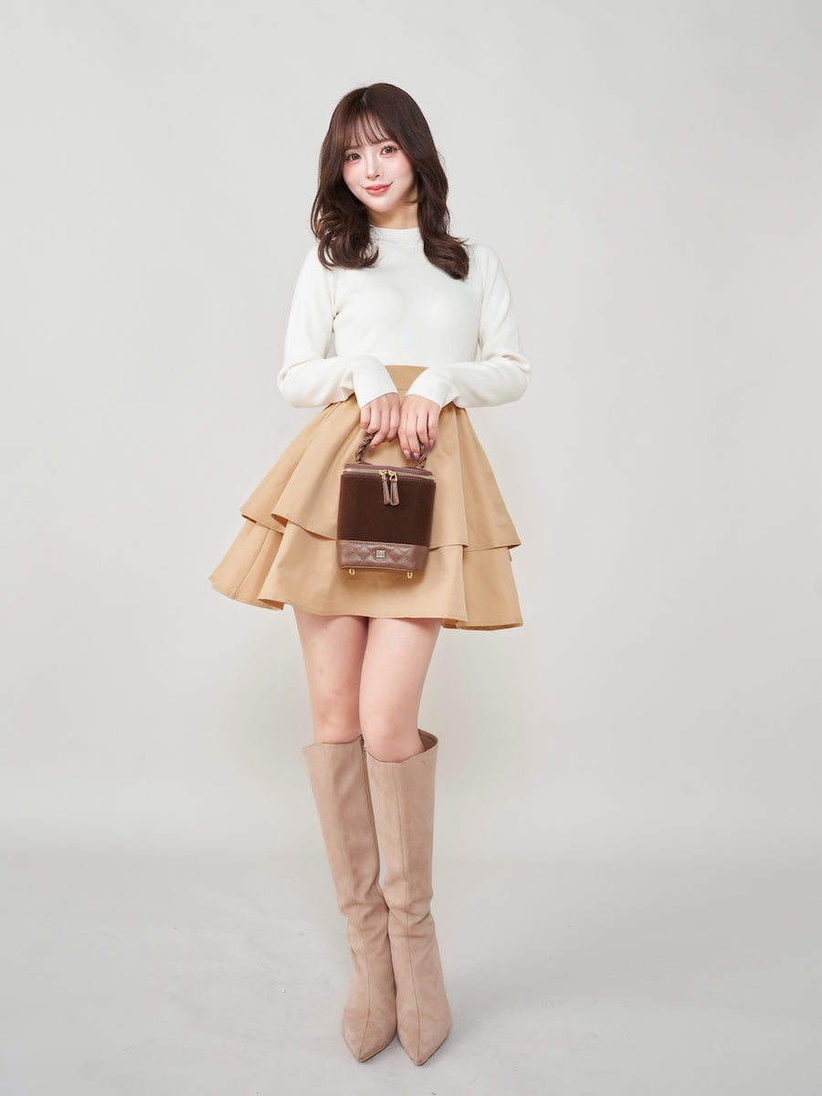 モデル:158cm(着用サイズ:FREE 着用カラー:WHT)