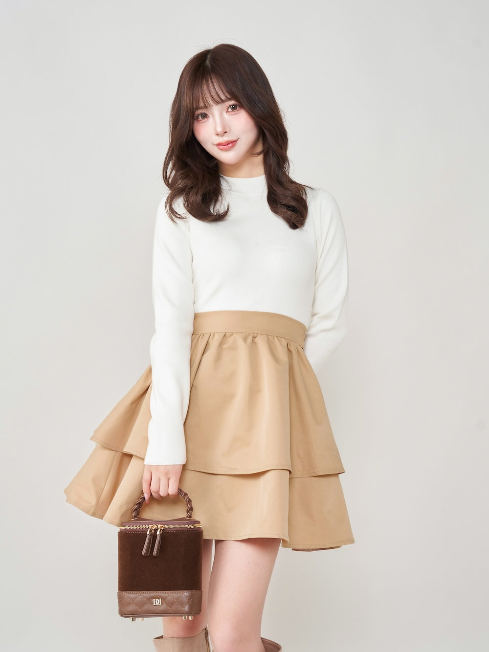 モデル:158cm(着用サイズ:FREE 着用カラー:WHT)
