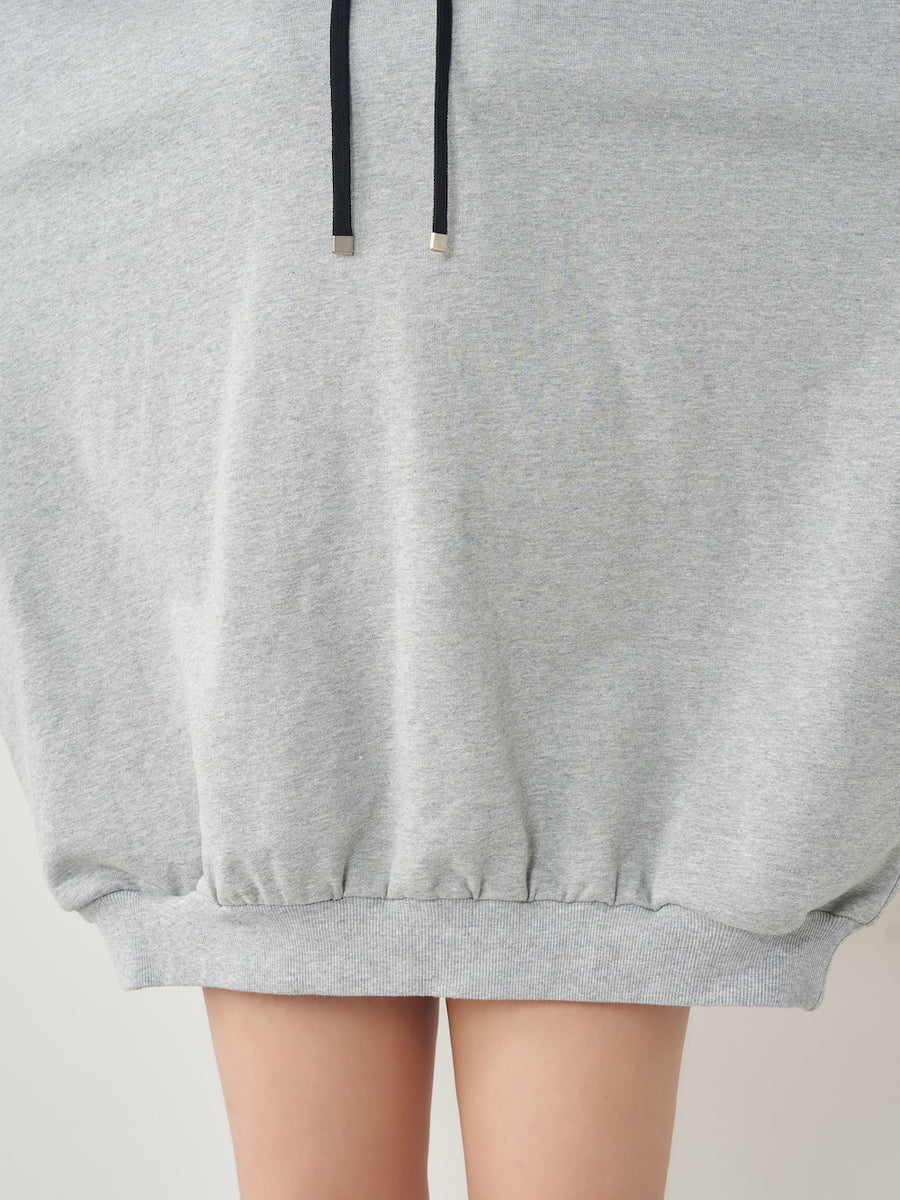 モデル:158cm(着用サイズ:FREE 着用カラー:GRY)