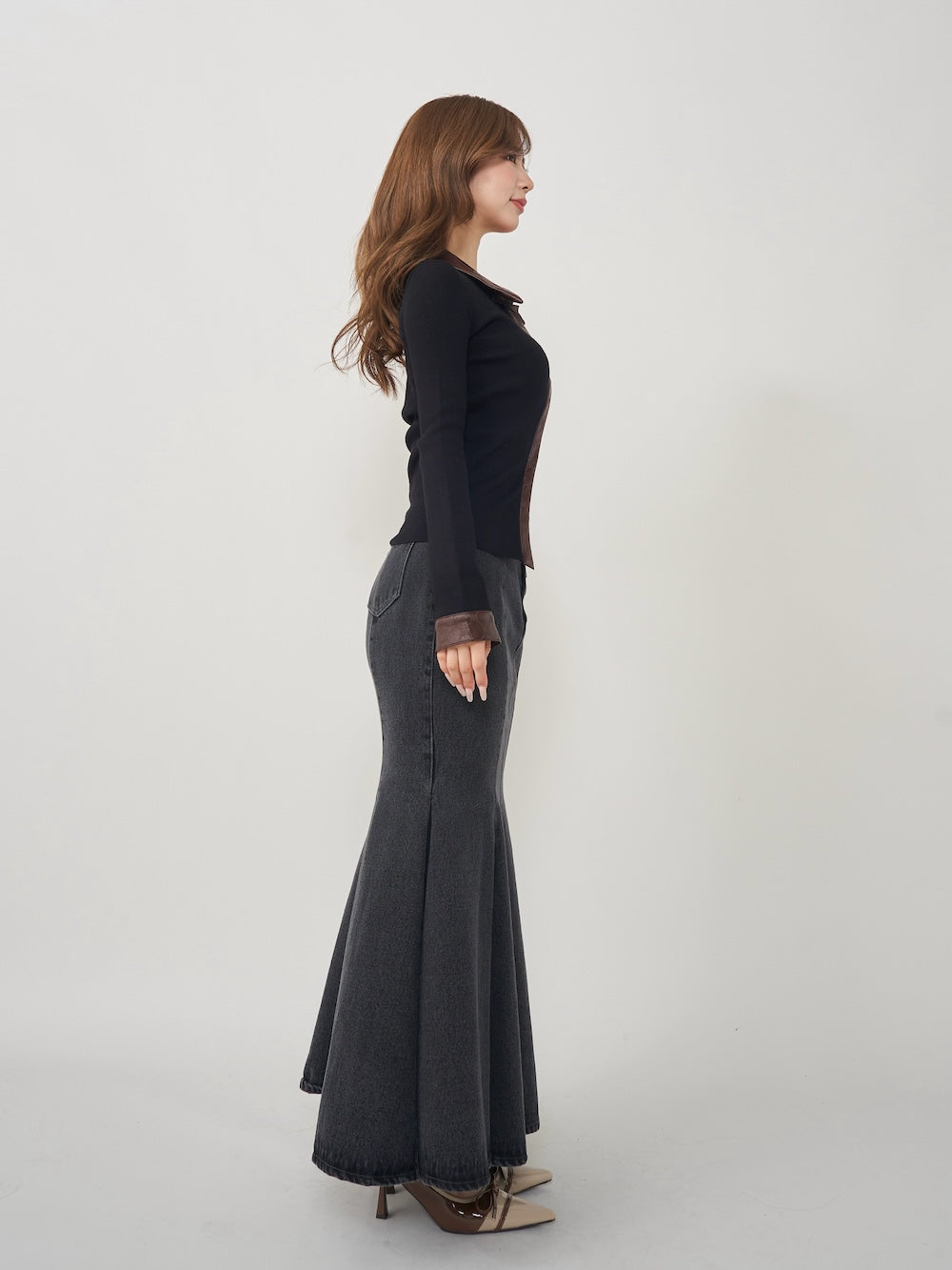 モデル:158cm(着用サイズ:FREE 着用カラー:BLK)