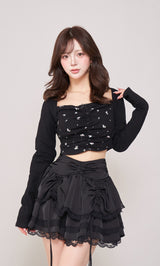 モデル:158cm(着用サイズ:FREE 着用カラー:BLK)