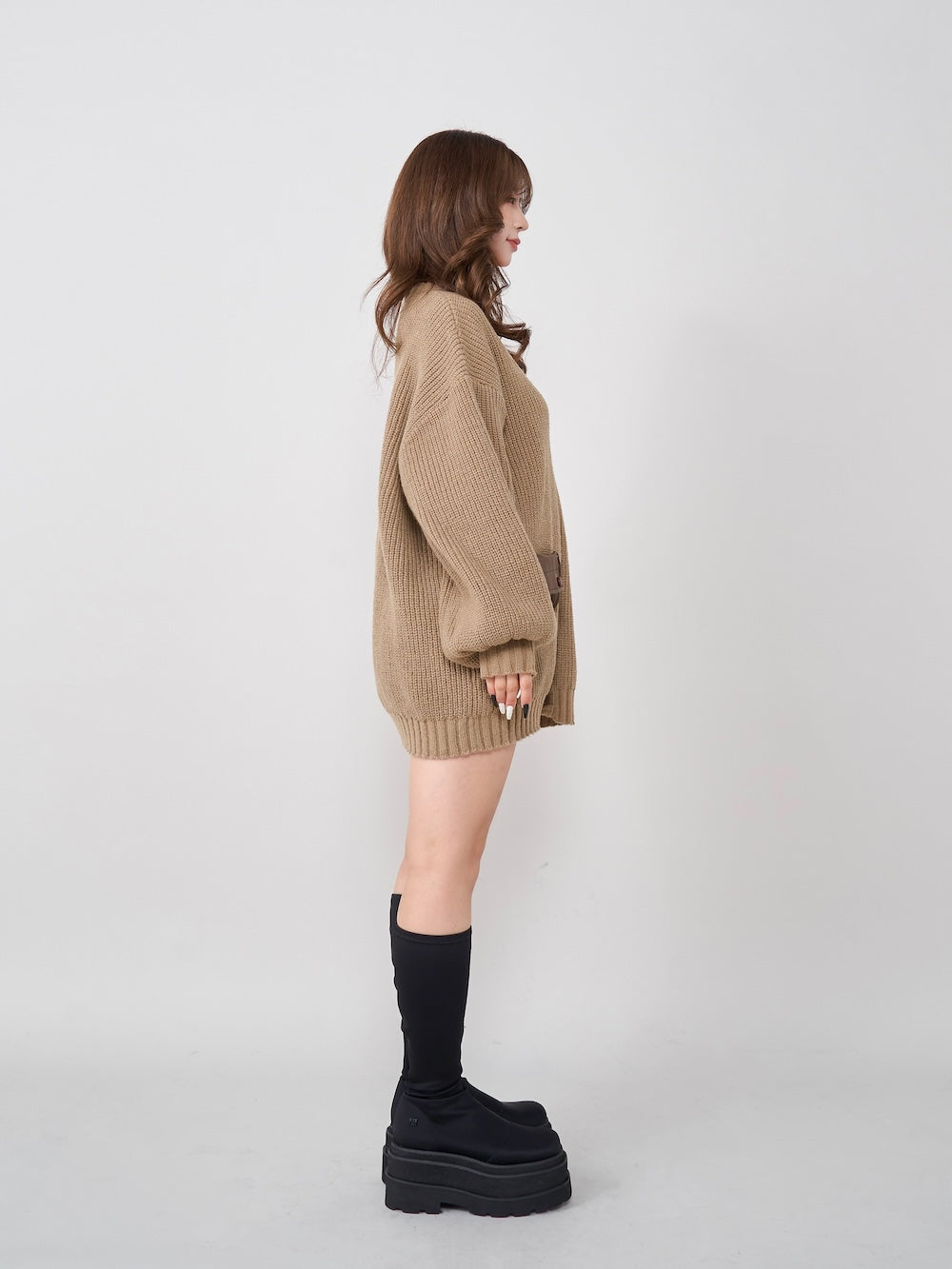 モデル:158cm(着用サイズ:FREE 着用カラー:BEG)
