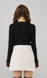 モデル:158cm(着用サイズ:FREE 着用カラー:BLK)