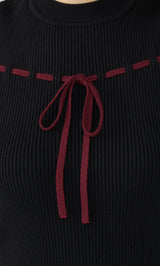 モデル:158cm(着用サイズ:FREE 着用カラー:BLK)