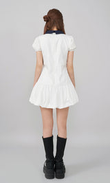 モデル:158cm(着用サイズ:FREE 着用カラー:WHT)