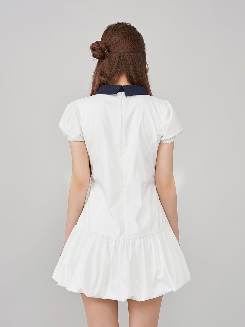 モデル:158cm(着用サイズ:FREE 着用カラー:WHT)