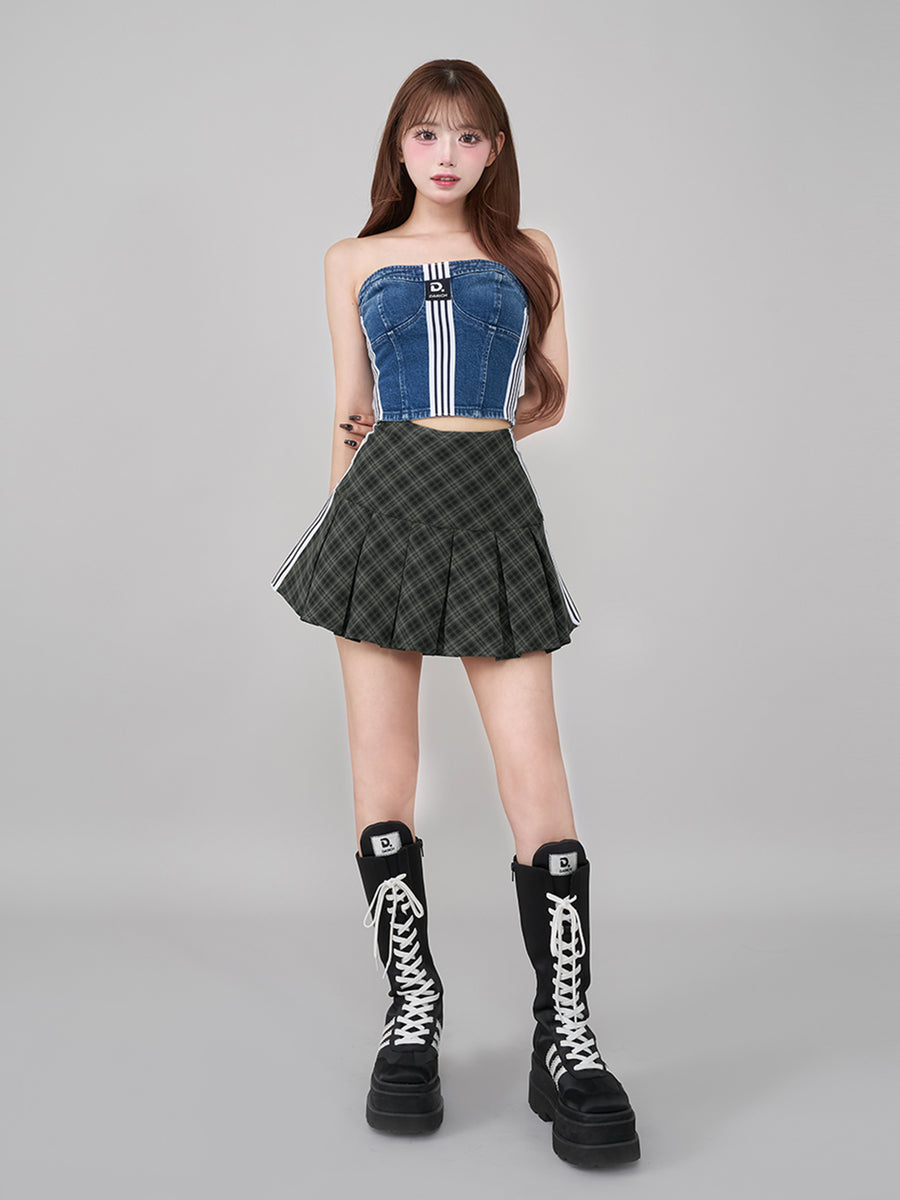 モデル:158cm(着用サイズ:FREE 着用カラー:BLU)
