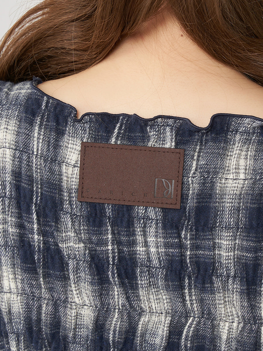 モデル:158cm(着用サイズ:FREE 着用カラー:NVY)