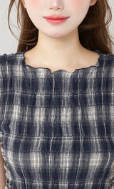 モデル:158cm(着用サイズ:FREE 着用カラー:NVY)