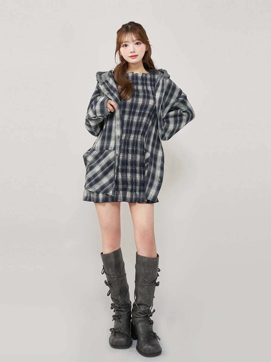 モデル:158cm(着用サイズ:FREE 着用カラー:NVY)