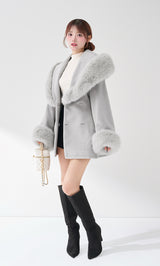 モデル:158cm(着用サイズ:FREE 着用カラー:GRY)