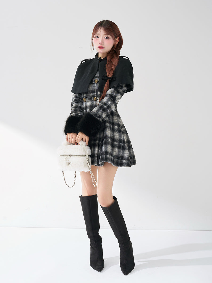 モデル:158cm(着用サイズ:FREE 着用カラー:BLK)