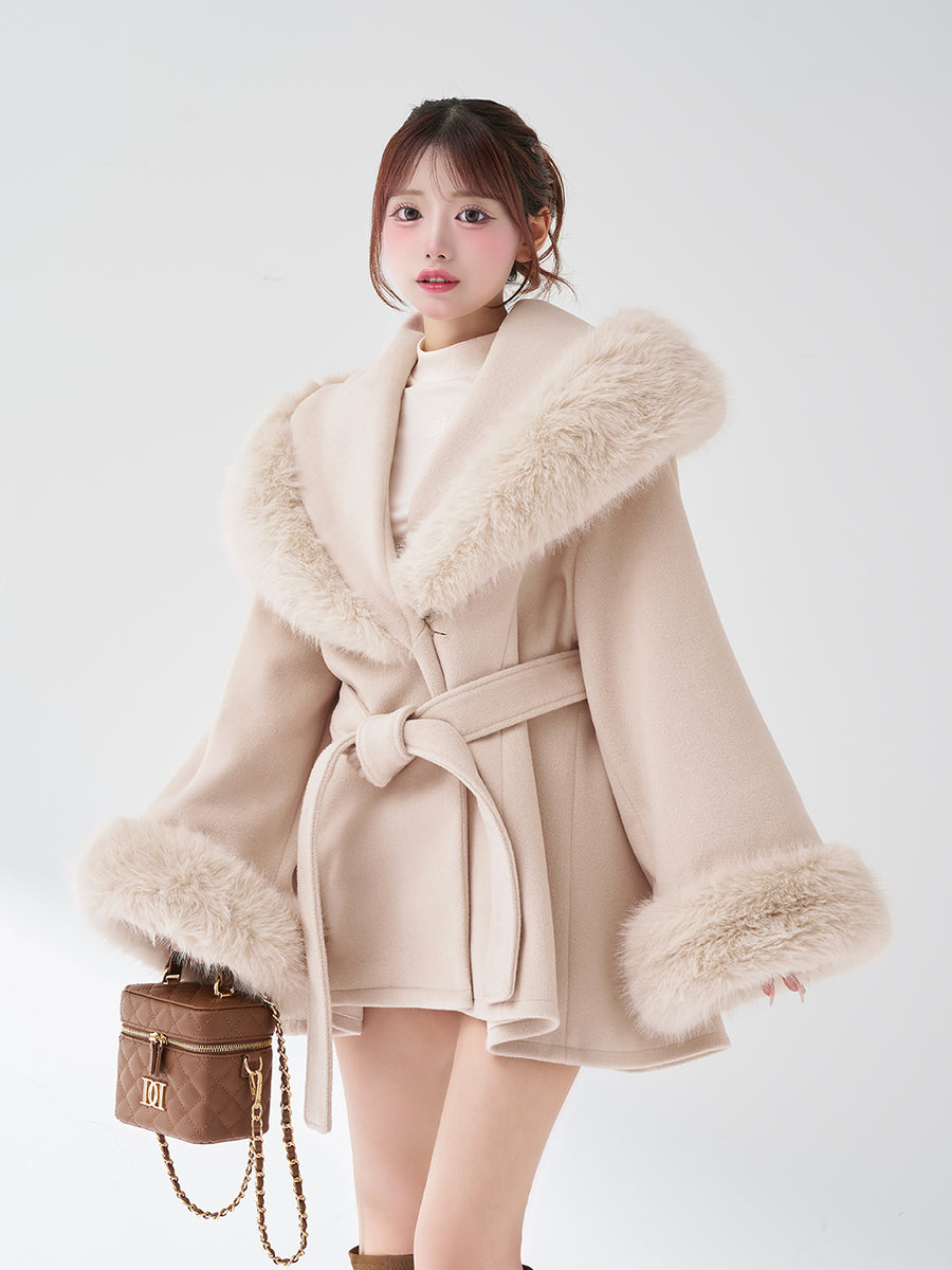 モデル:158cm(着用サイズ:FREE 着用カラー:PNK)
