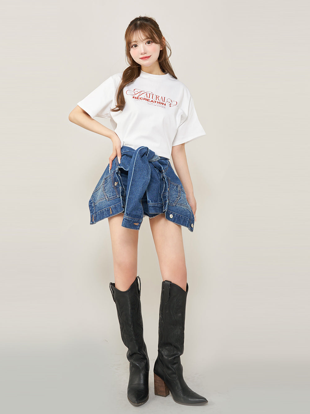 モデル:158cm(着用サイズ:FREE 着用カラー:WHT)