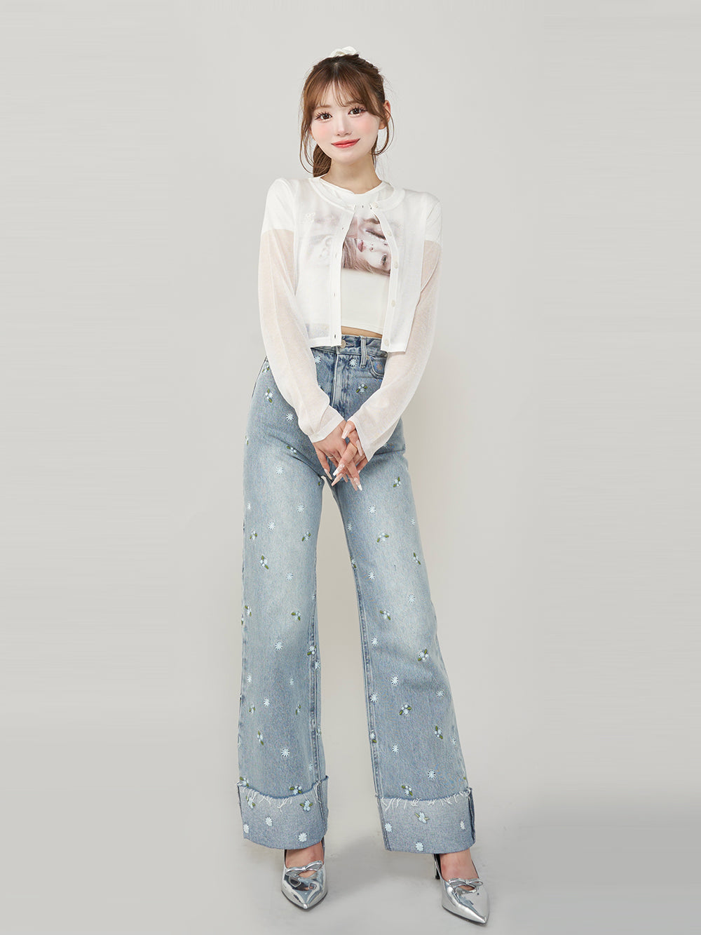 モデル:158cm(着用サイズ:FREE 着用カラー:WHT)