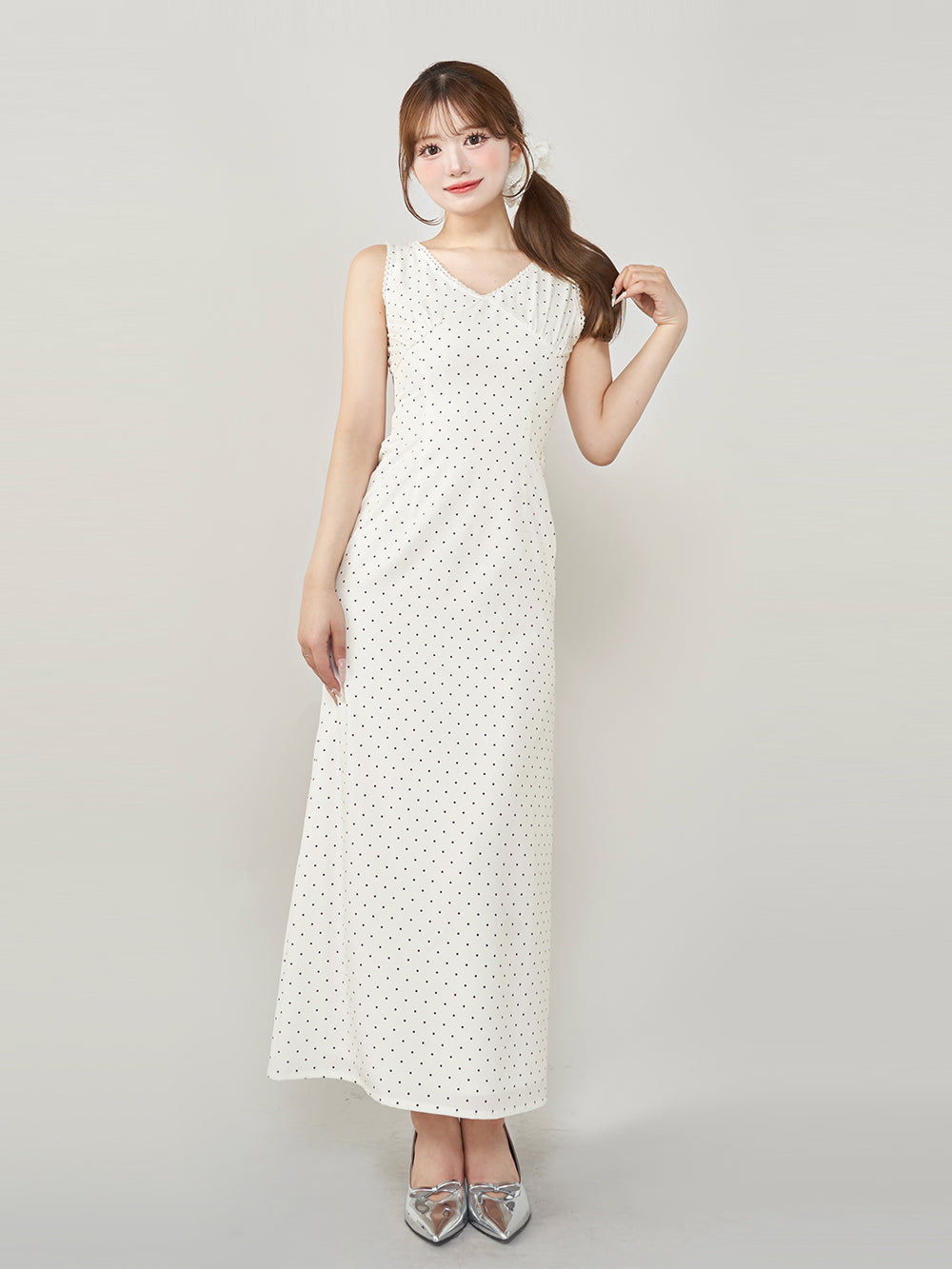 モデル:158cm(着用サイズ:FREE 着用カラー:WHT)