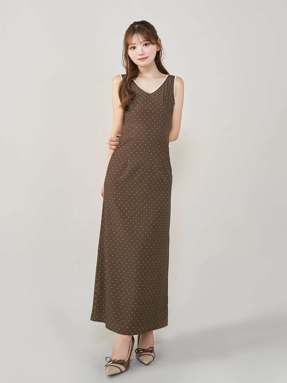 モデル:158cm(着用サイズ:FREE 着用カラー:BRN)